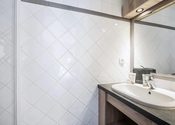 Lejlighed 75m² Avec Cheminee Proche Pistes, 3 Chambres, Pour 8 Personnes - Fr-1-640-65 Val Thorens