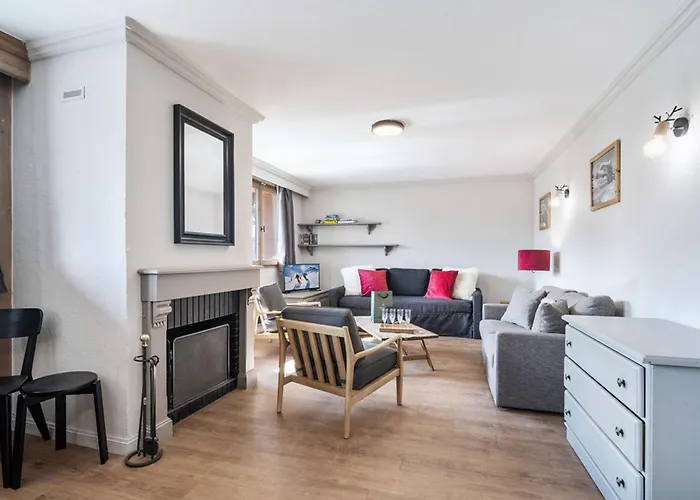 Appartement 75m² Avec Cheminee Proche Pistes, 3 Chambres, Pour 8 Personnes - Fr-1-640-65 *